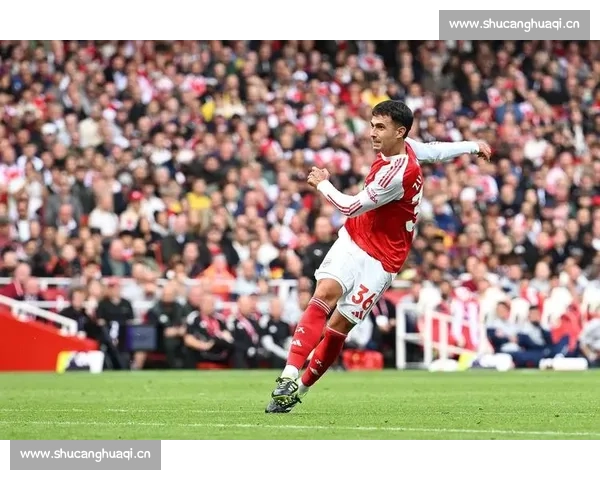 布努封神!扑点救主助新月逼平皇马,懂球帝 X 咪咕见证世俱杯最佳门神 布努封神!扑点救主助新月逼平皇马,懂球帝 X 咪咕见证世俱杯最佳门神